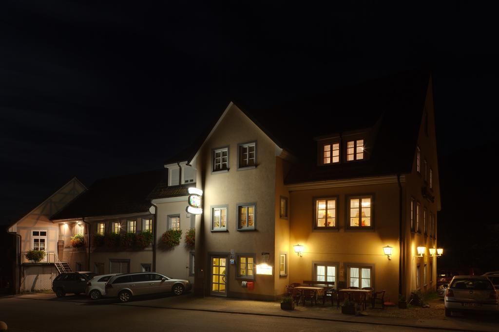Gasthaus Kranz Lausheim ภายนอก รูปภาพ
